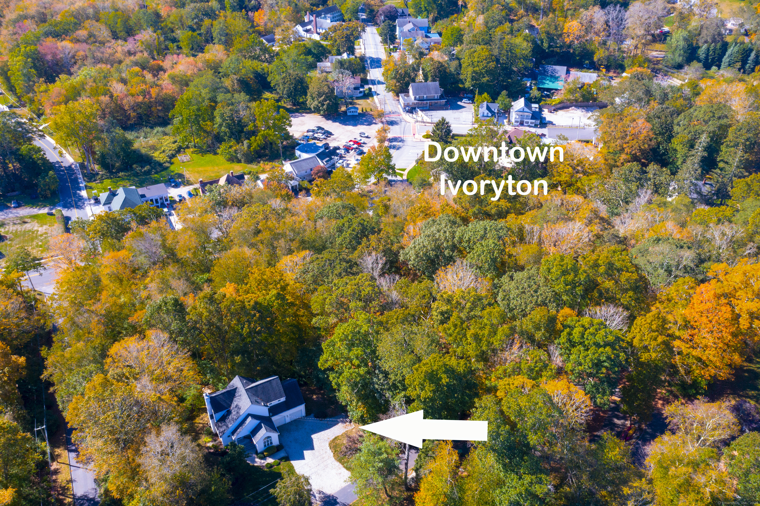 95 Main Street Essex, CT 06409 - Photo 3 of 40