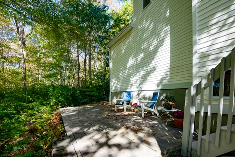 $589,000 | 95 Main Street, Essex, CT 06409