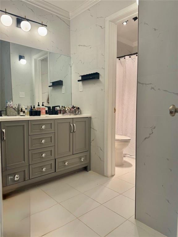 24311 Plantation Drive Northeast Atlanta, GA 30324 - Photo 21 of 31 a kitchen with a refrigerator and cabinets