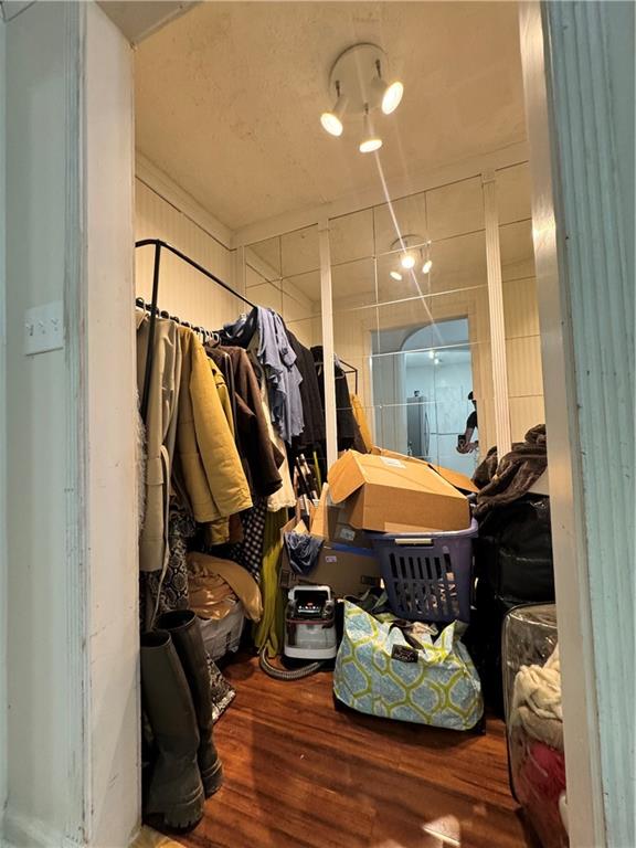24311 Plantation Drive Northeast Atlanta, GA 30324 - Photo 26 of 31 a view of a room with gym equipment