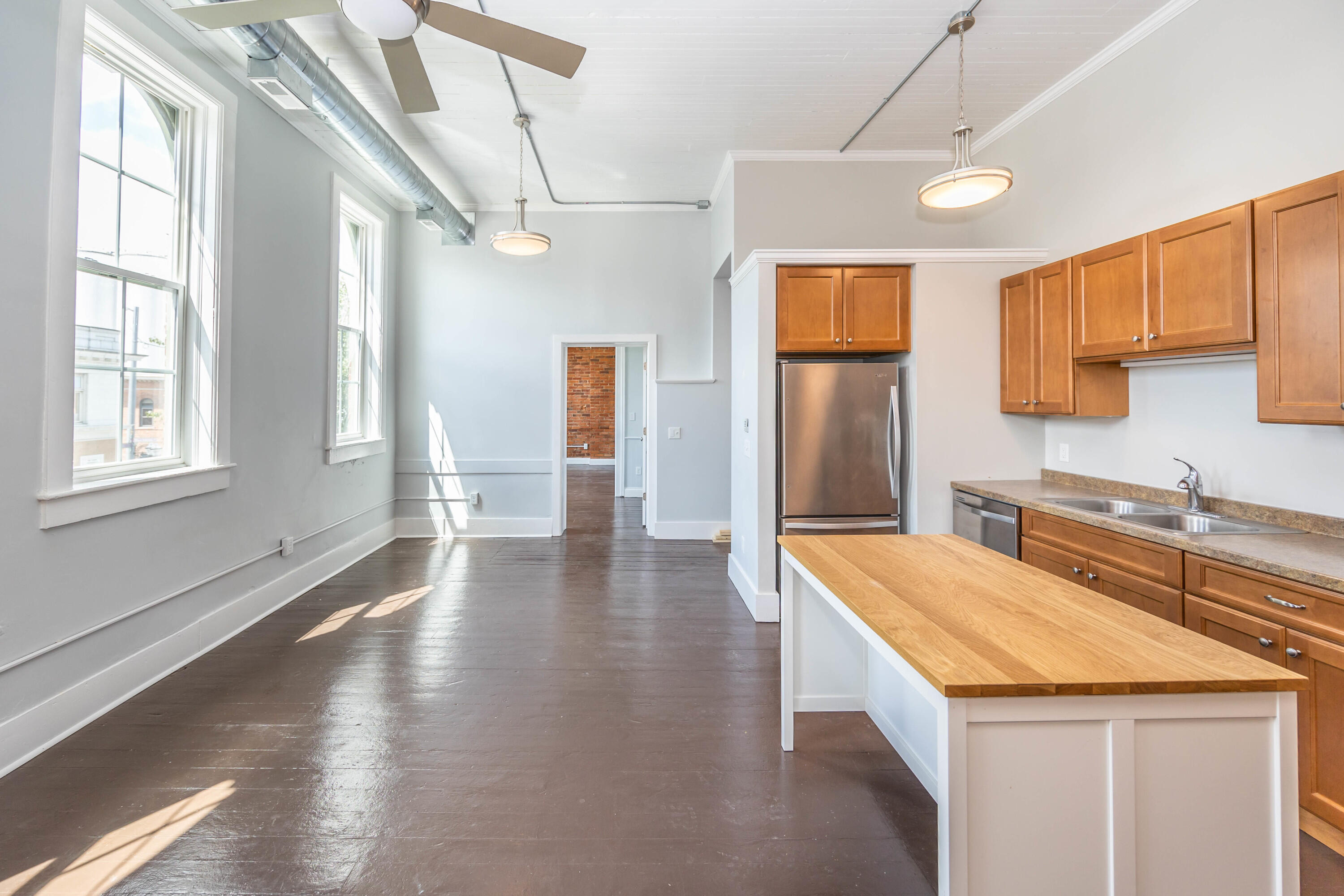 109 South Main Street Chelsea, MI 48118 - Photo 8 of 26 011_10