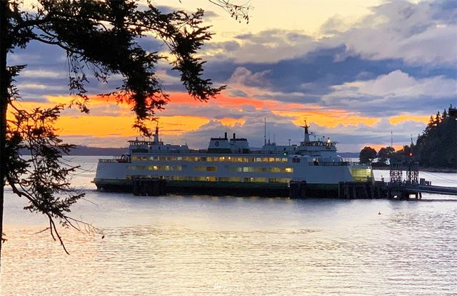 a view of balcony with city view