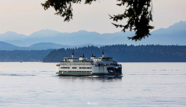 a view of a terrace with mountain view