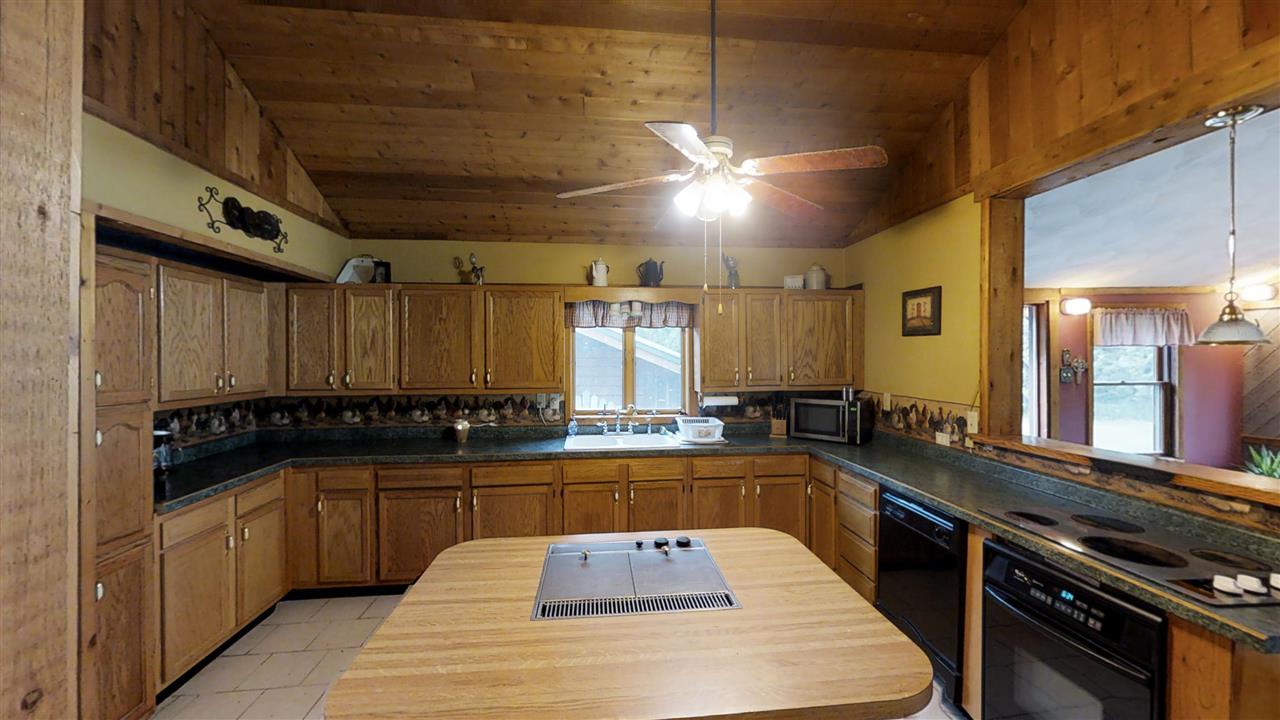 8032 Oak Tree Drive Rensselaer, IN 47978 - Photo 5 of 28