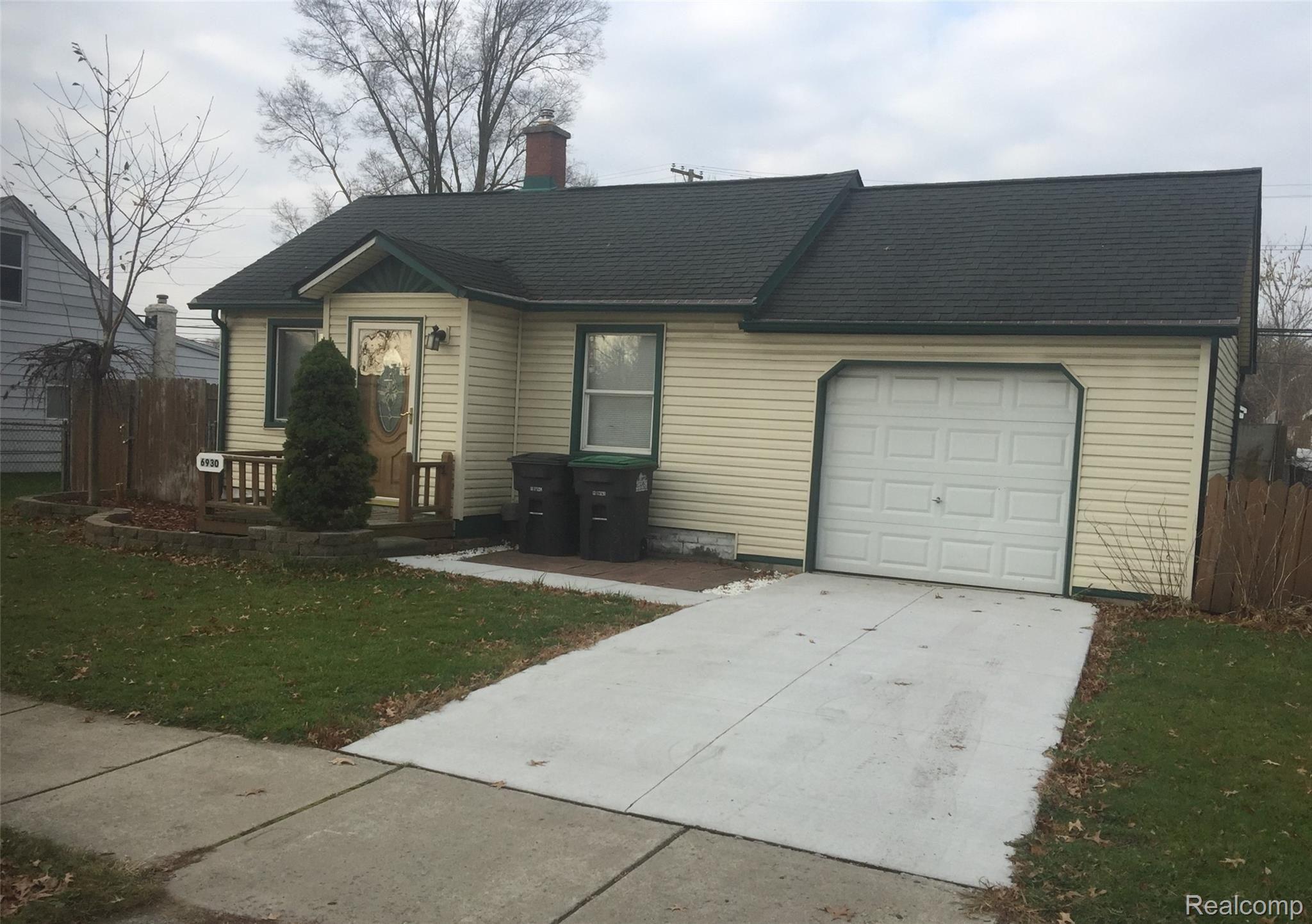 6930 Beech Daly angle view