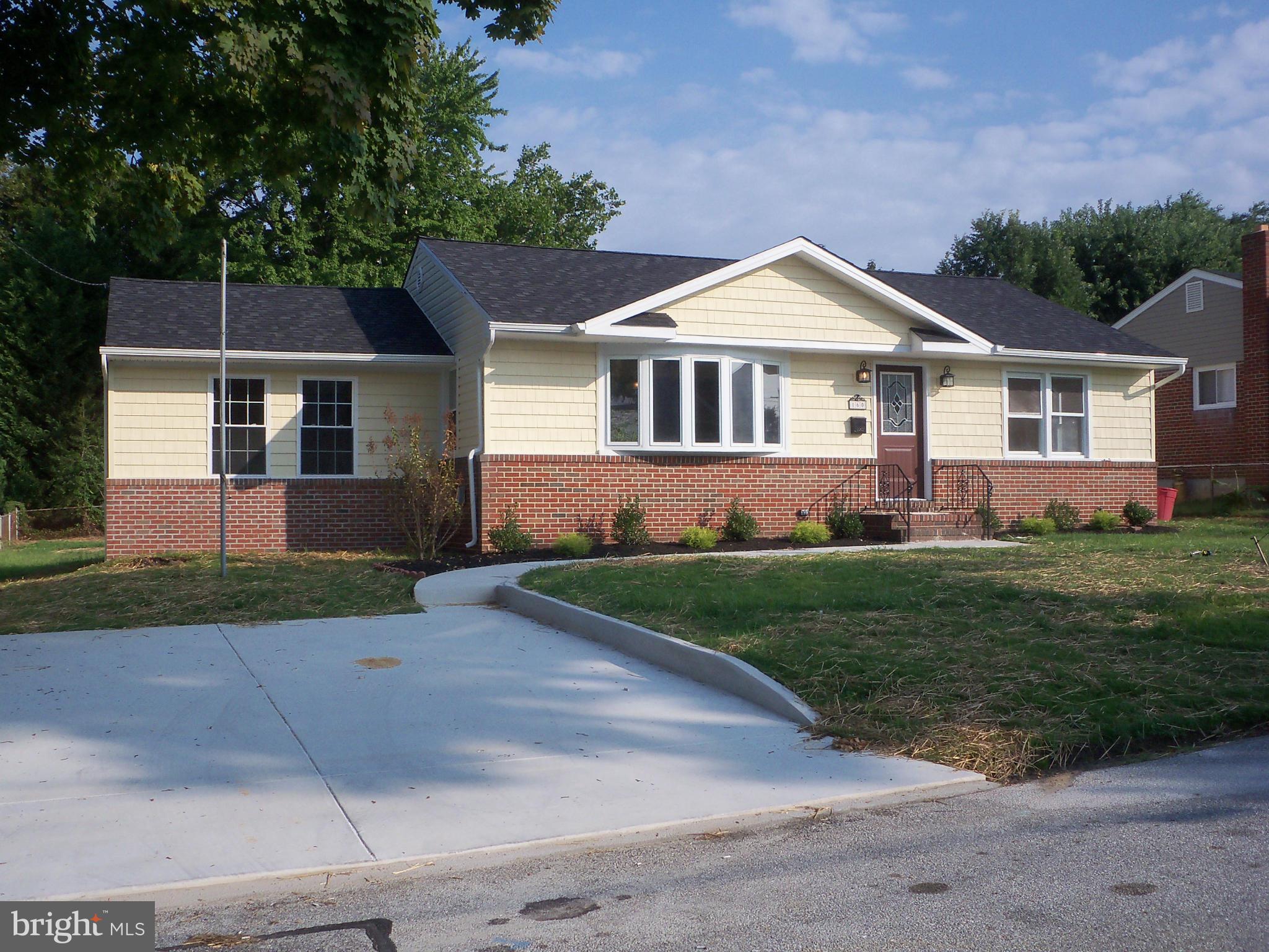 160 Roland Road Pasadena, MD 21122 - Photo 1 of 30 Exterior (Front)