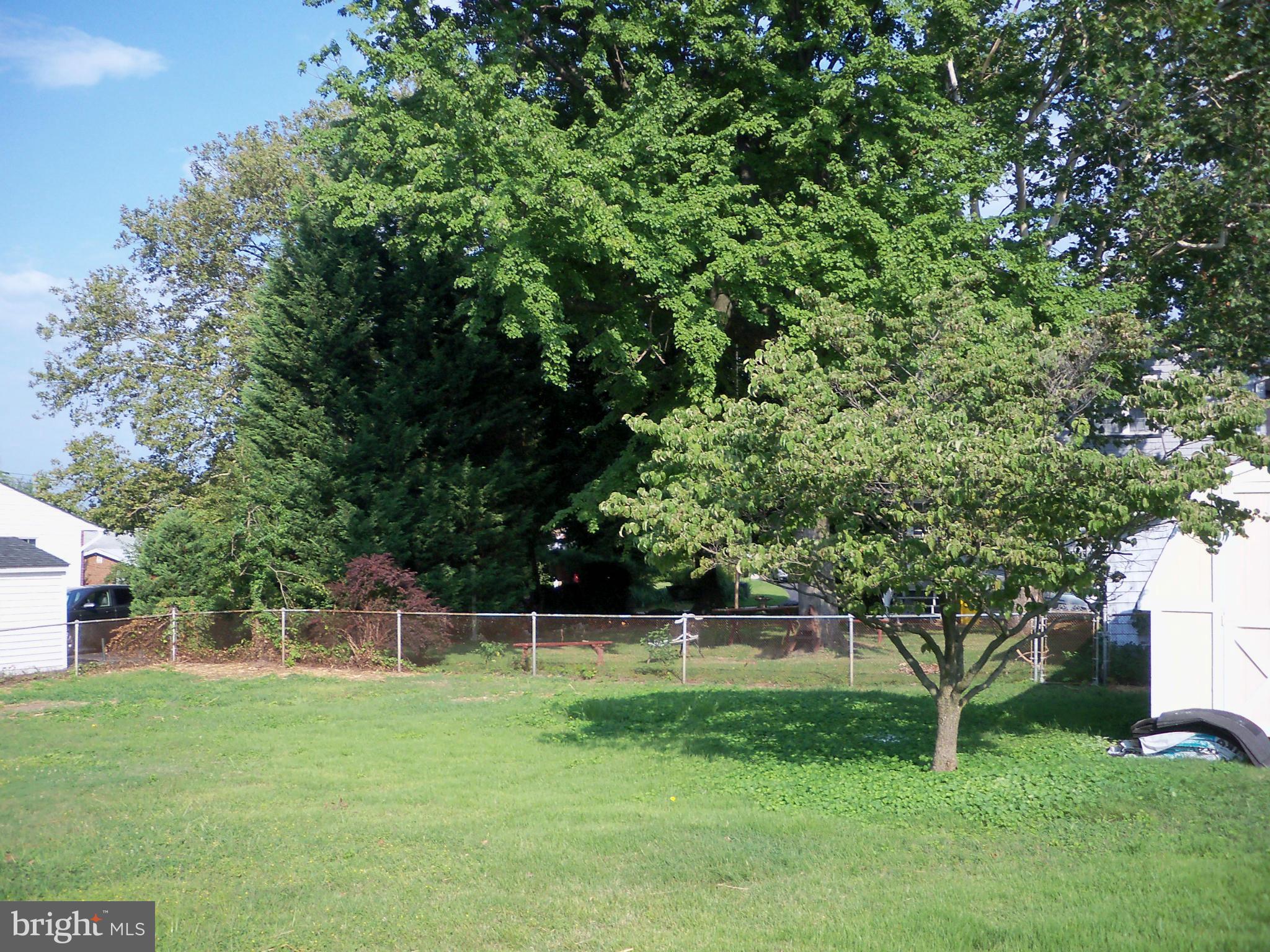160 Roland Road Pasadena, MD 21122 - Photo 29 of 30 Exterior (Rear)