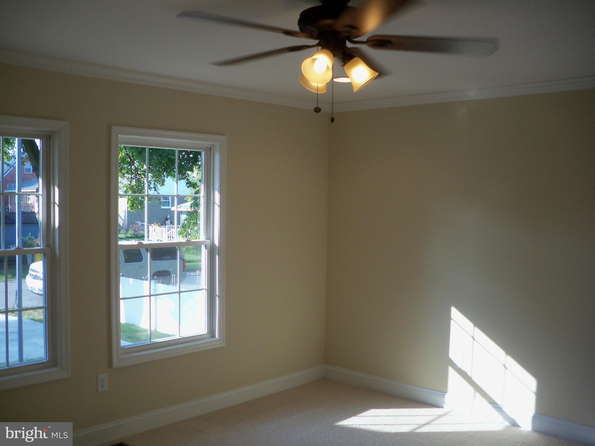160 Roland Road Pasadena, MD 21122 - Photo 10 of 30 Bedroom (Master)
