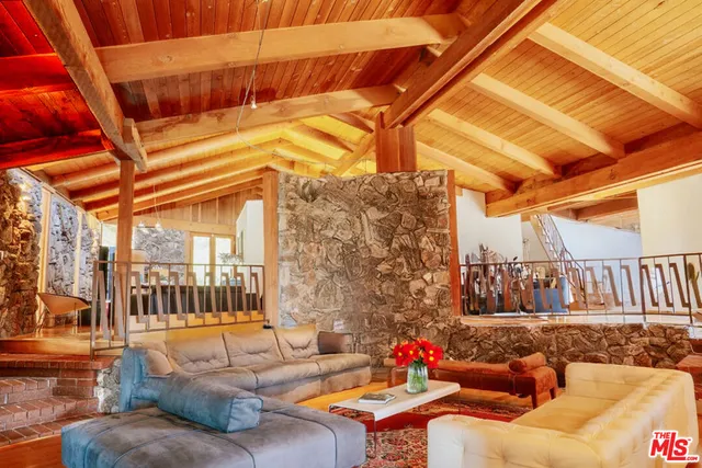 $1,780,000 | 1926 Calle Yucca, Thousand Oaks, CA 91360