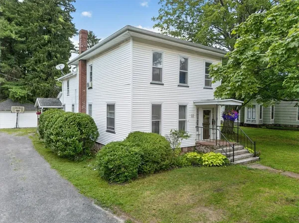 $149,900 | 18 Smith Street, Sodus, NY 14551