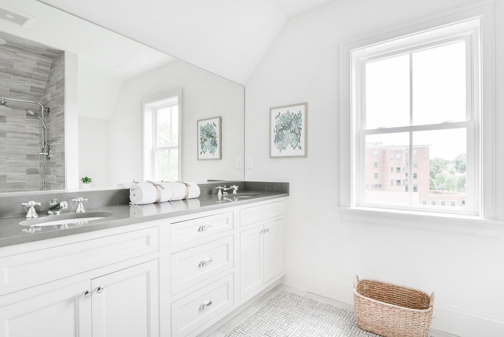 44 Evergreen Street, Unit 4 Boston, MA 02130 - Photo 9 of 26 Gallery Image 9