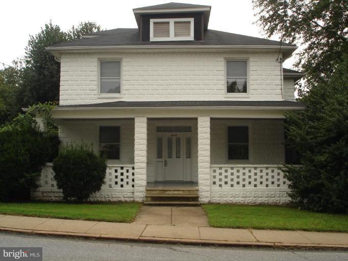Exterior (Main)