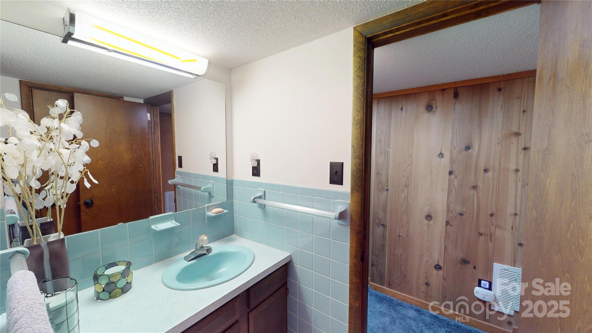 269 Forest Road Marion, NC 28752 - Photo 34 of 48