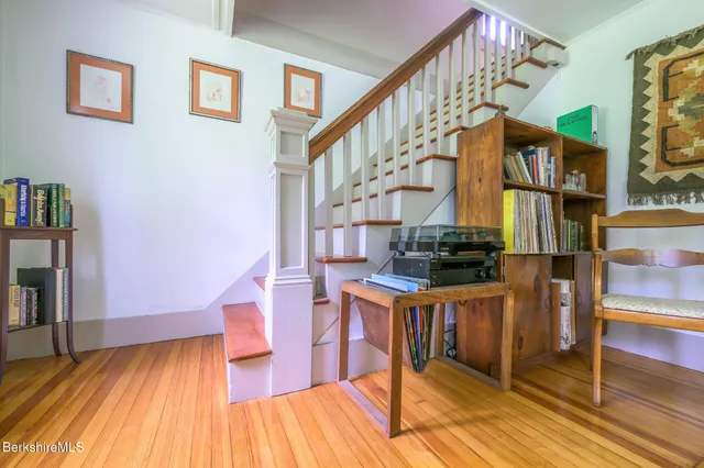 $445,000 | 42 East Street, Stockbridge, MA 01262