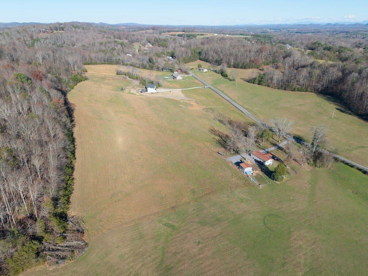 2 County Road 656 Athens, TN 37303 - Photo 3 of 17 20251130233117126734000000-o