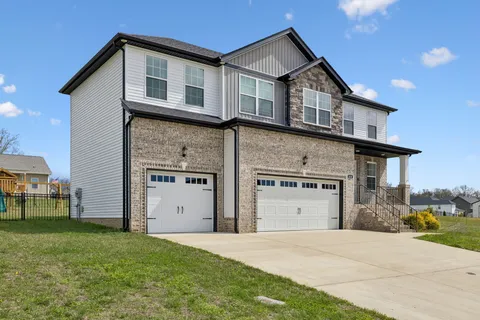 $479,950 | 429 Crestwicke Court, Clarksville, TN 37043