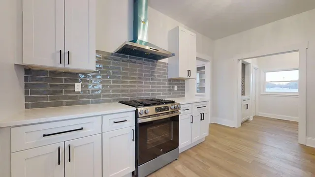 $379,900 | 4006 East Anthony Drive, Urbana, IL 61802