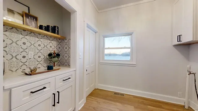 $379,900 | 4006 East Anthony Drive, Urbana, IL 61802