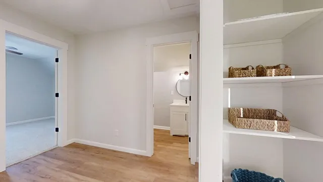 $379,900 | 4006 East Anthony Drive, Urbana, IL 61802