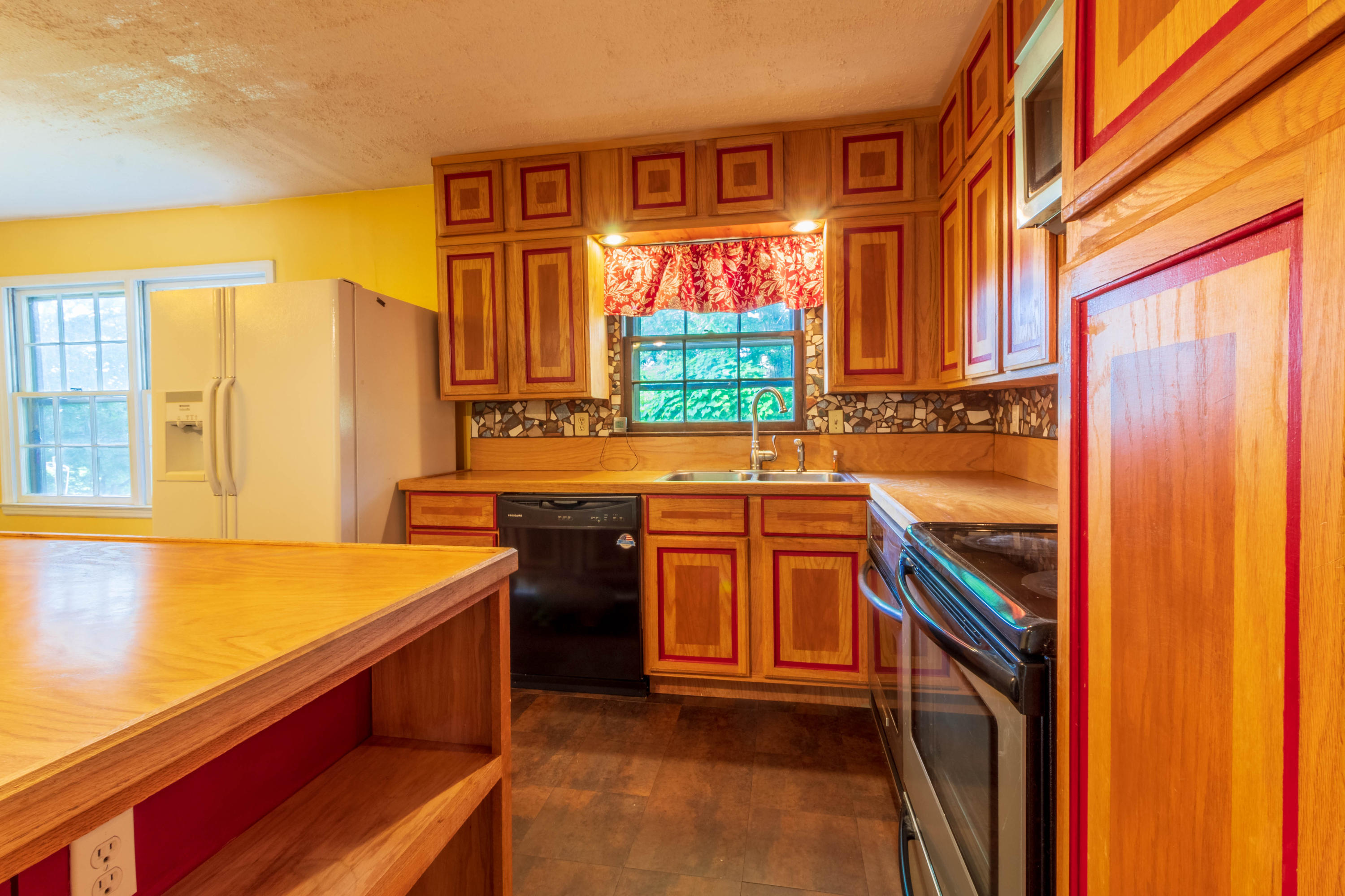 1171 Oak Ridge Road Buchanan, VA 24066 - Photo 7 of 24 IMG_0197-HDR