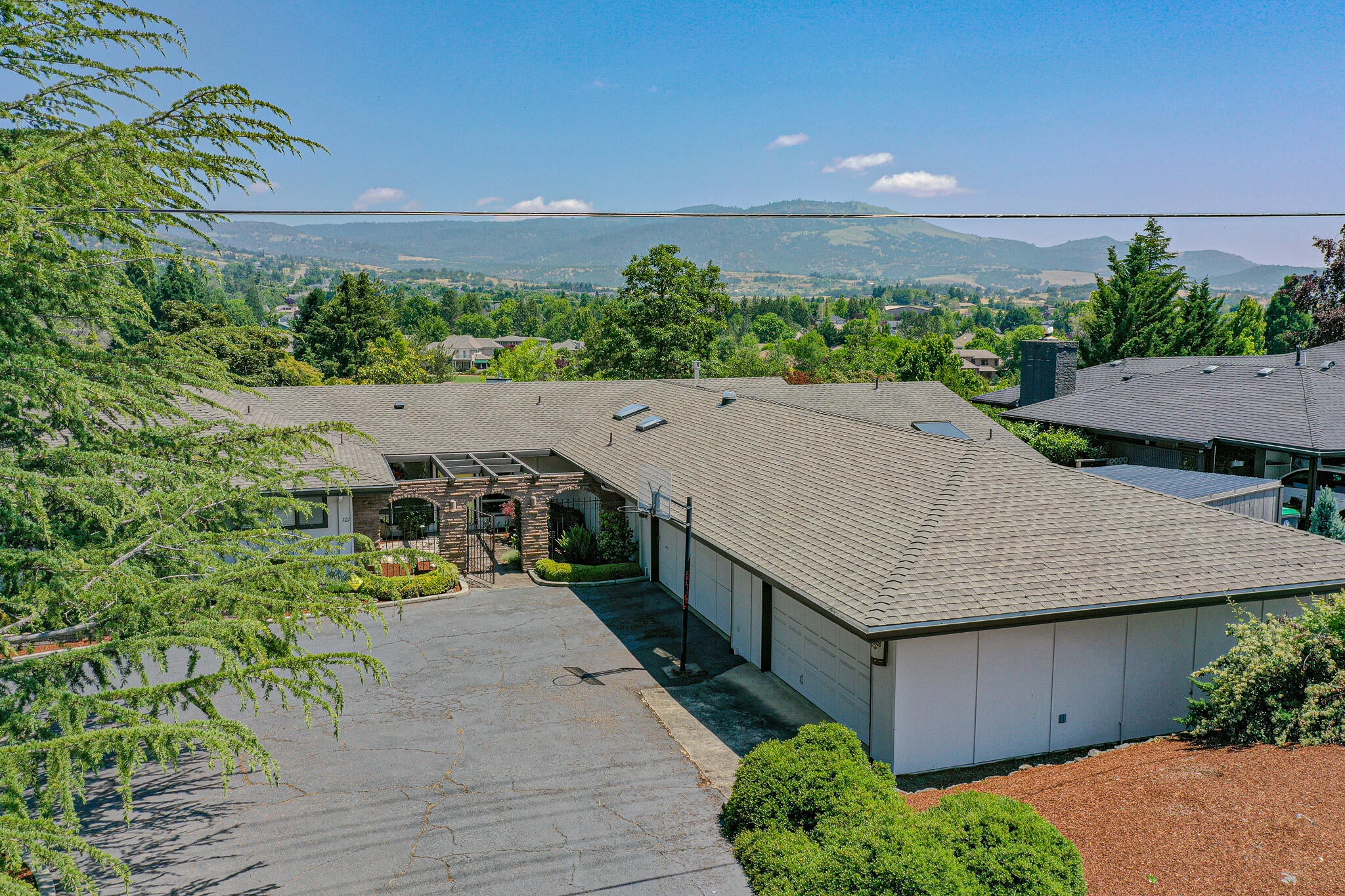 101 South Foothill Road Medford, OR 97504 - Photo 53 of 60 DJI_0496