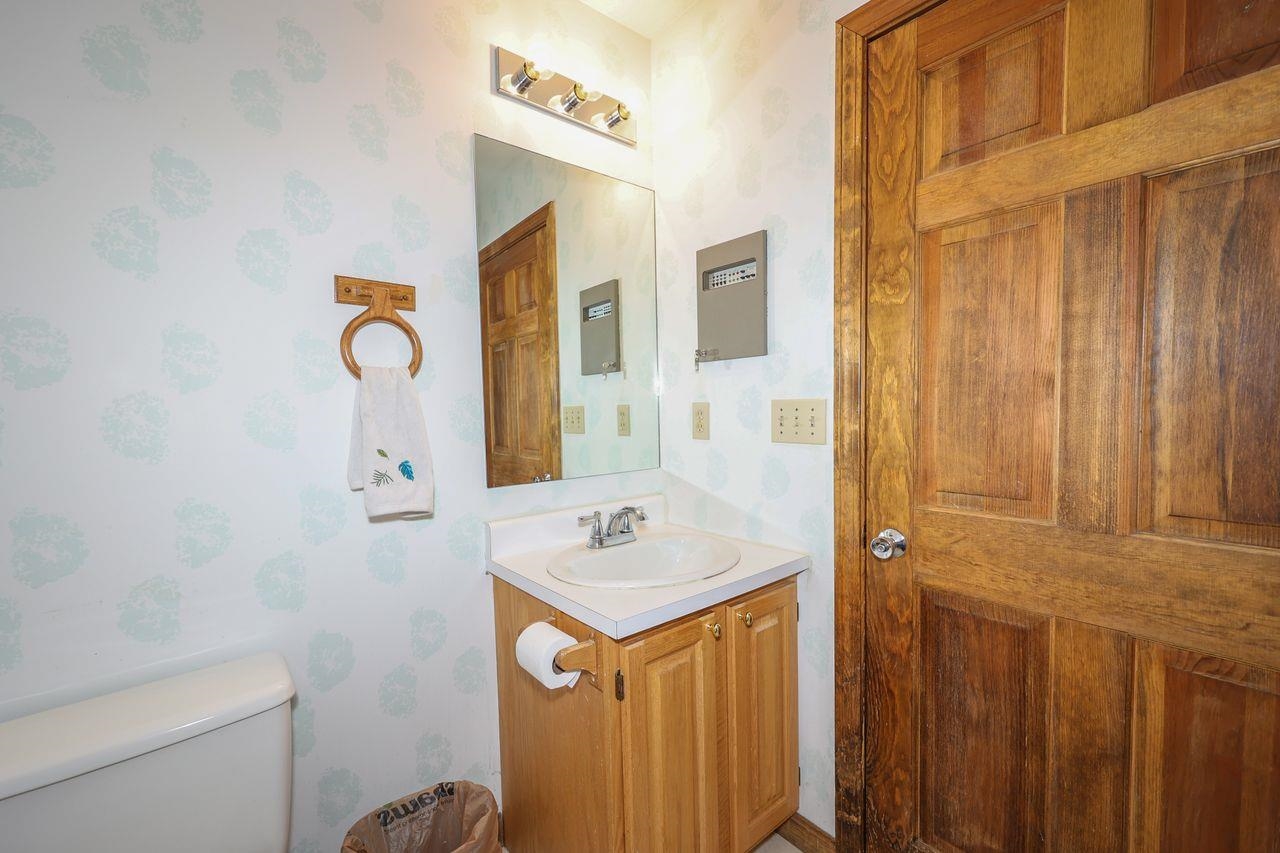 18 Sleeper Hill Road Gilford, NH 03249 - Photo 15 of 40