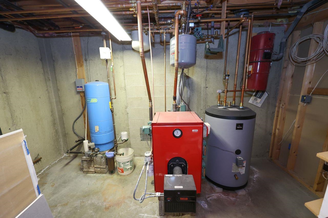 18 Sleeper Hill Road Gilford, NH 03249 - Photo 30 of 40