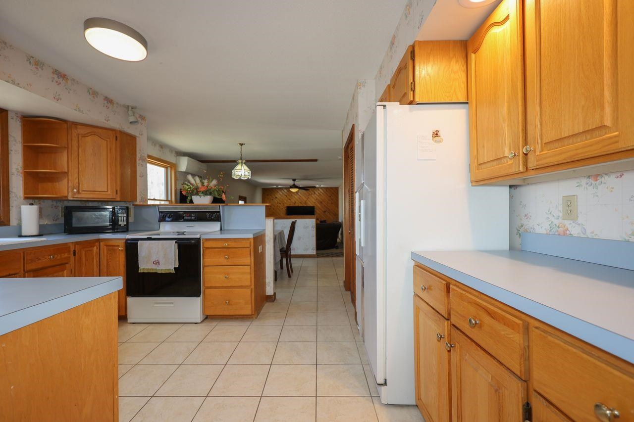 18 Sleeper Hill Road Gilford, NH 03249 - Photo 10 of 40