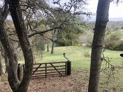 $2,400 | 4553 Seawillow Road, Lockhart, TX 78644