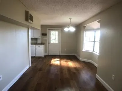 $2,400 | 4553 Seawillow Road, Lockhart, TX 78644