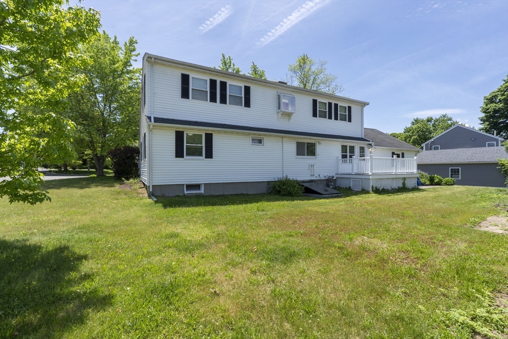 23 Portland Road Braintree, MA 02184 - Photo 6 of 42