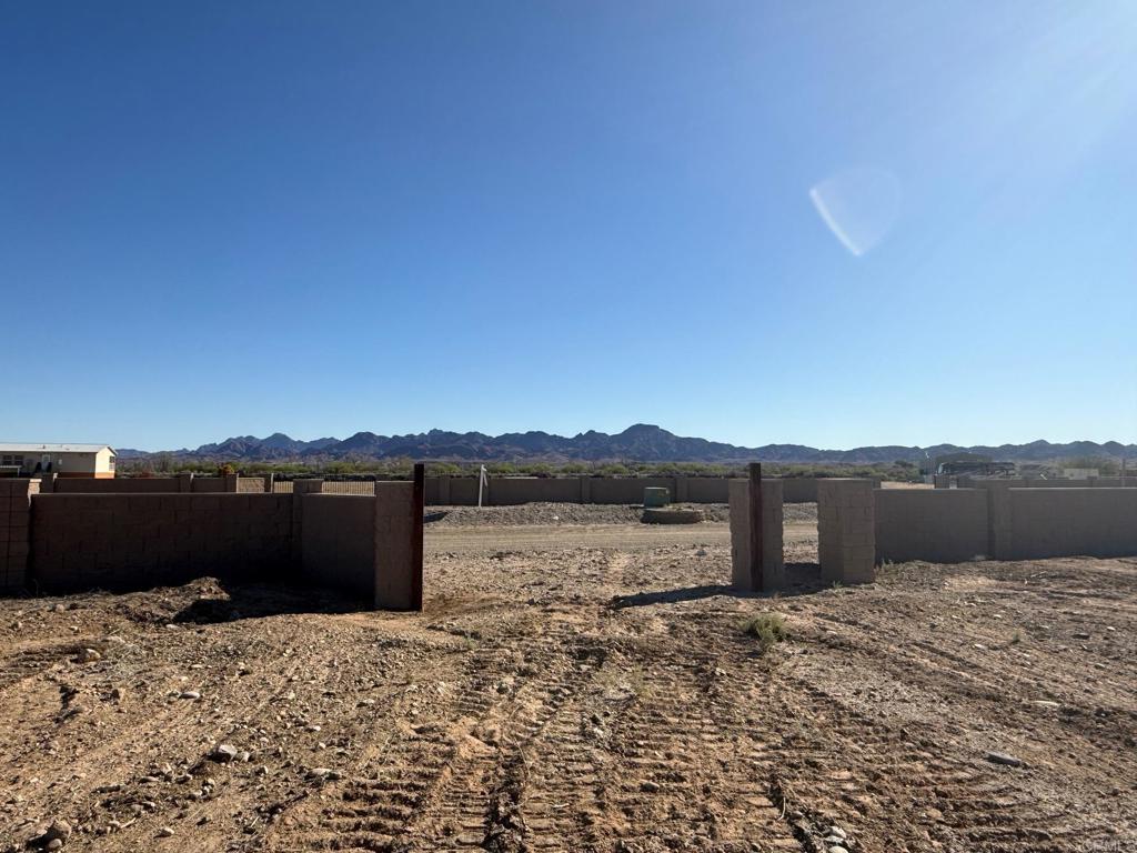 2669 Rio Hacienda Way Palo Verde, CA 92266 - Photo 4 of 8 looking from lot to the East and Rio Vista Way