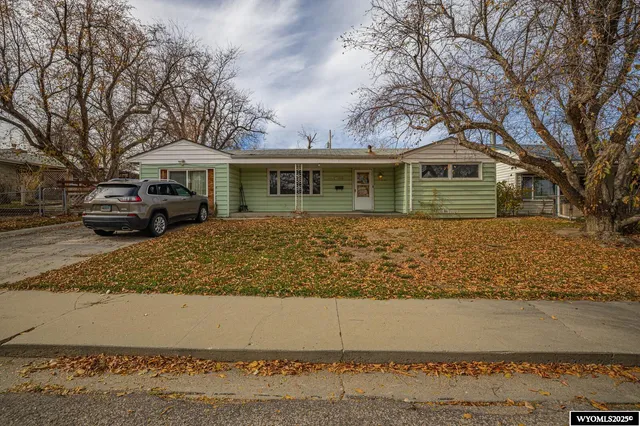 $185,000 | 1946 South Jefferson Street, Casper, WY 82601