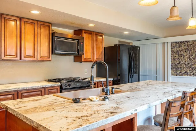 $185,000 | 1946 South Jefferson Street, Casper, WY 82601