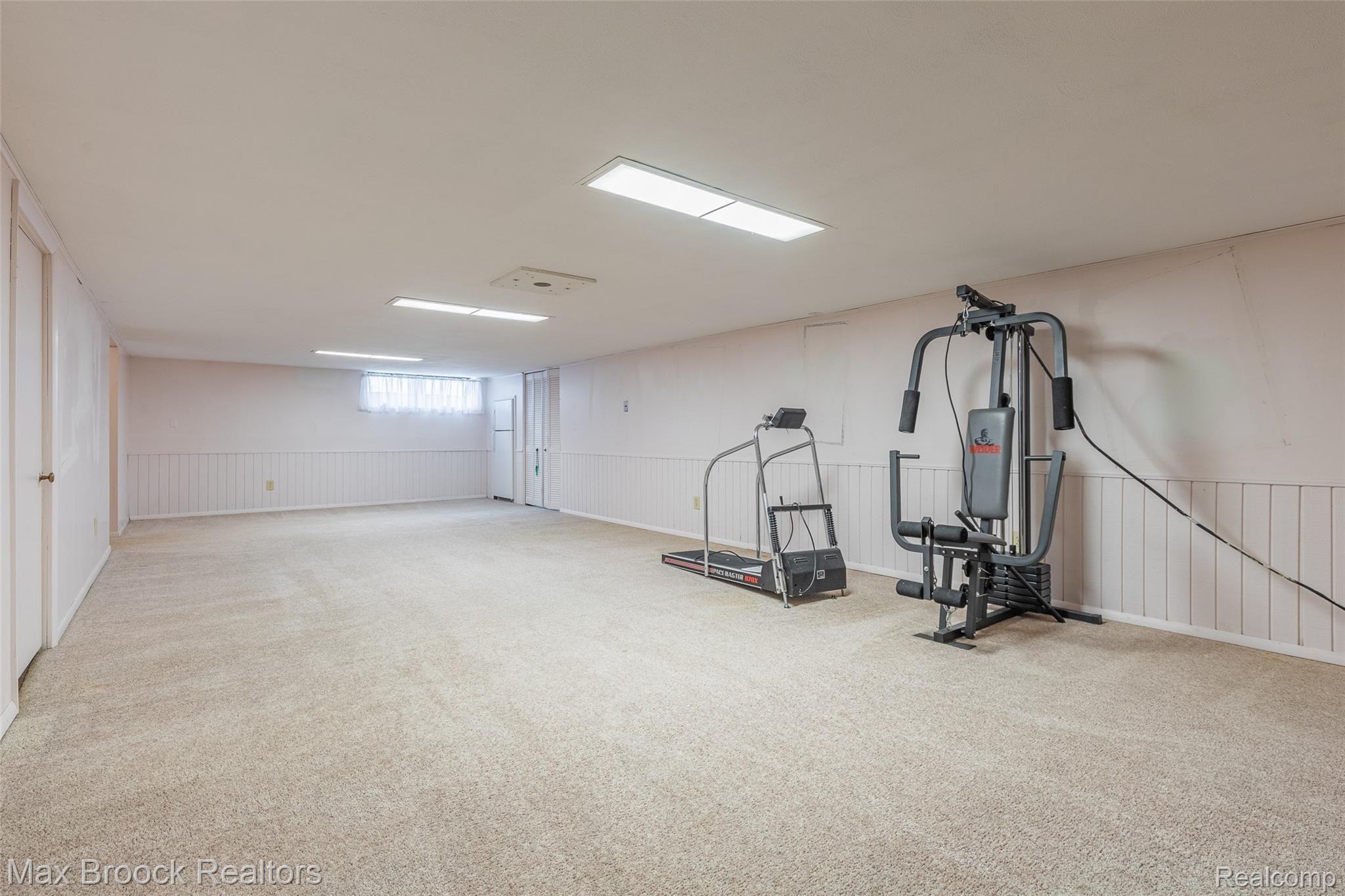 2355 West Wattles Road Troy, MI 48098 - Photo 51 of 53 2355 W Wattles-51.jpg