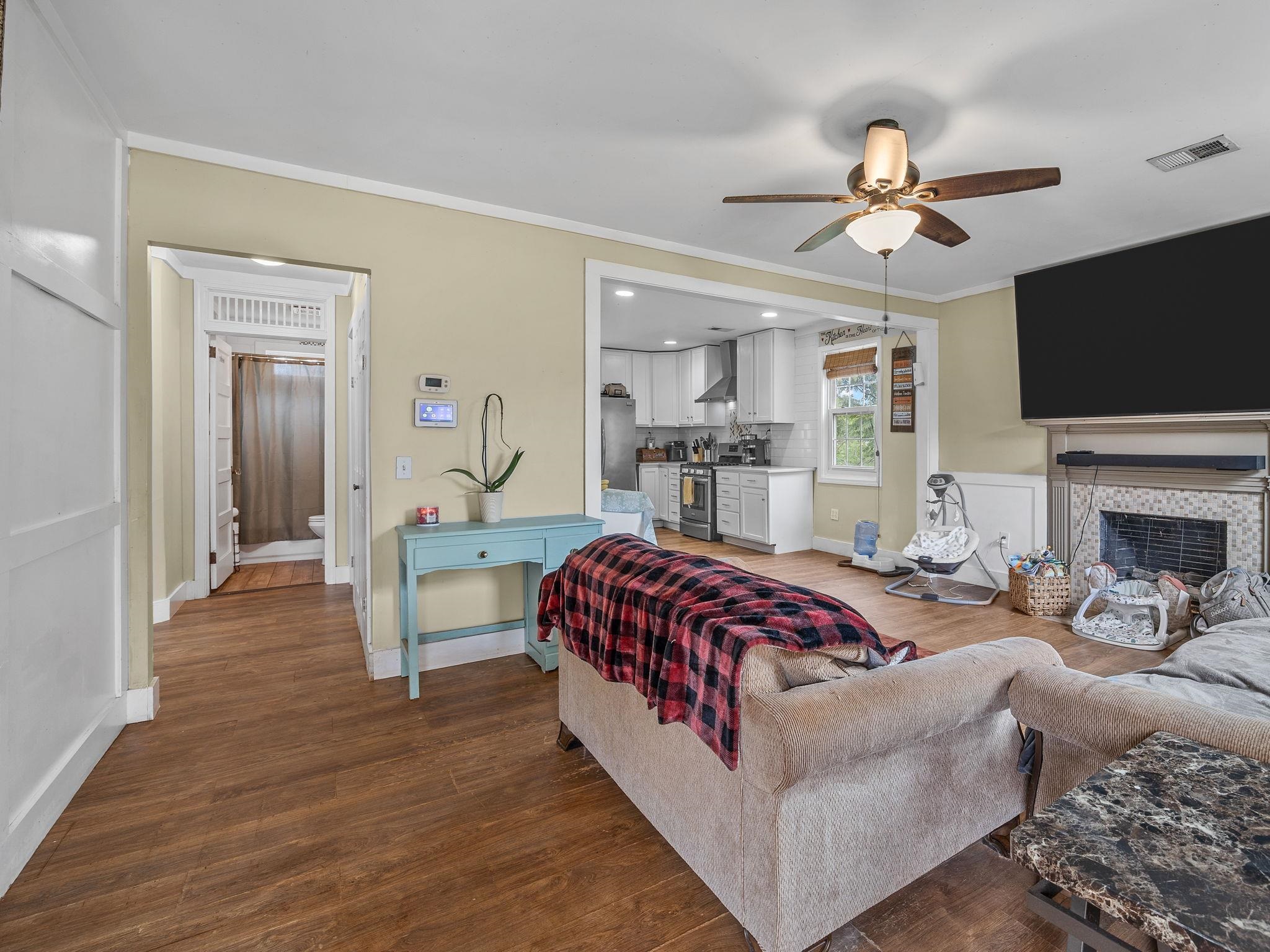 722 Syphrit Road Wellford, SC 29385 - Photo 12 of 30