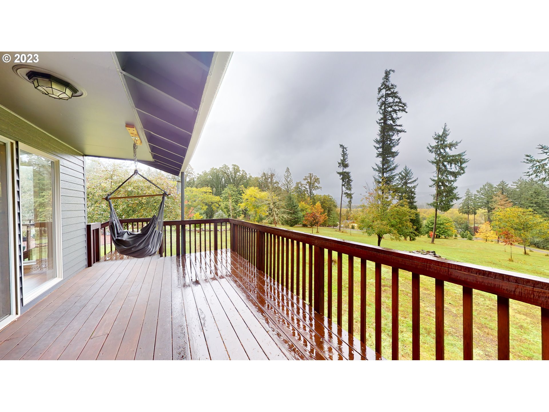 90708 Hill Road Springfield, OR 97478 - Photo 17 of 48 View