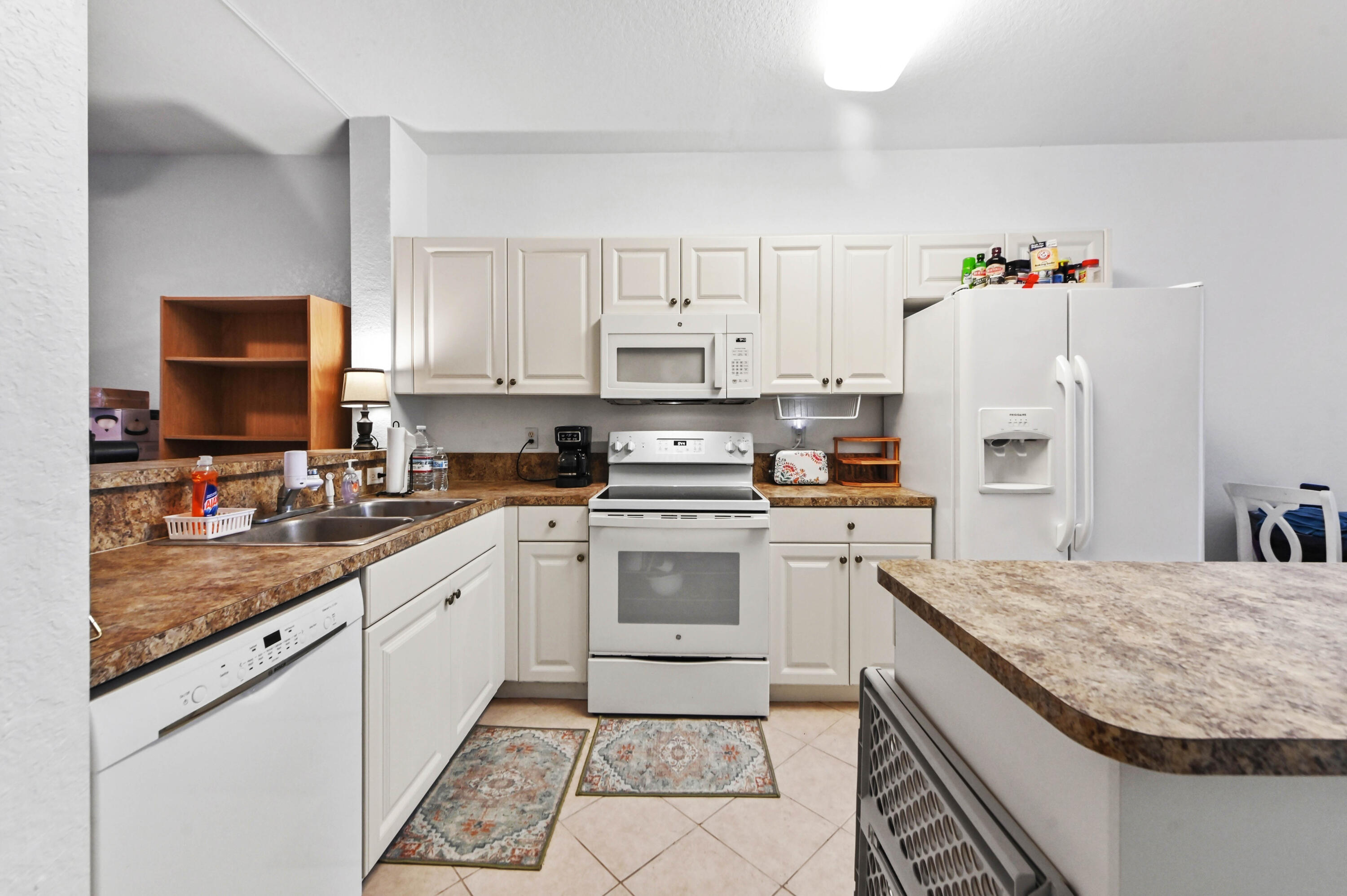 1941 Gardenia Court Riviera Beach, FL 33404 - Photo 6 of 24 08 Kitchen 01