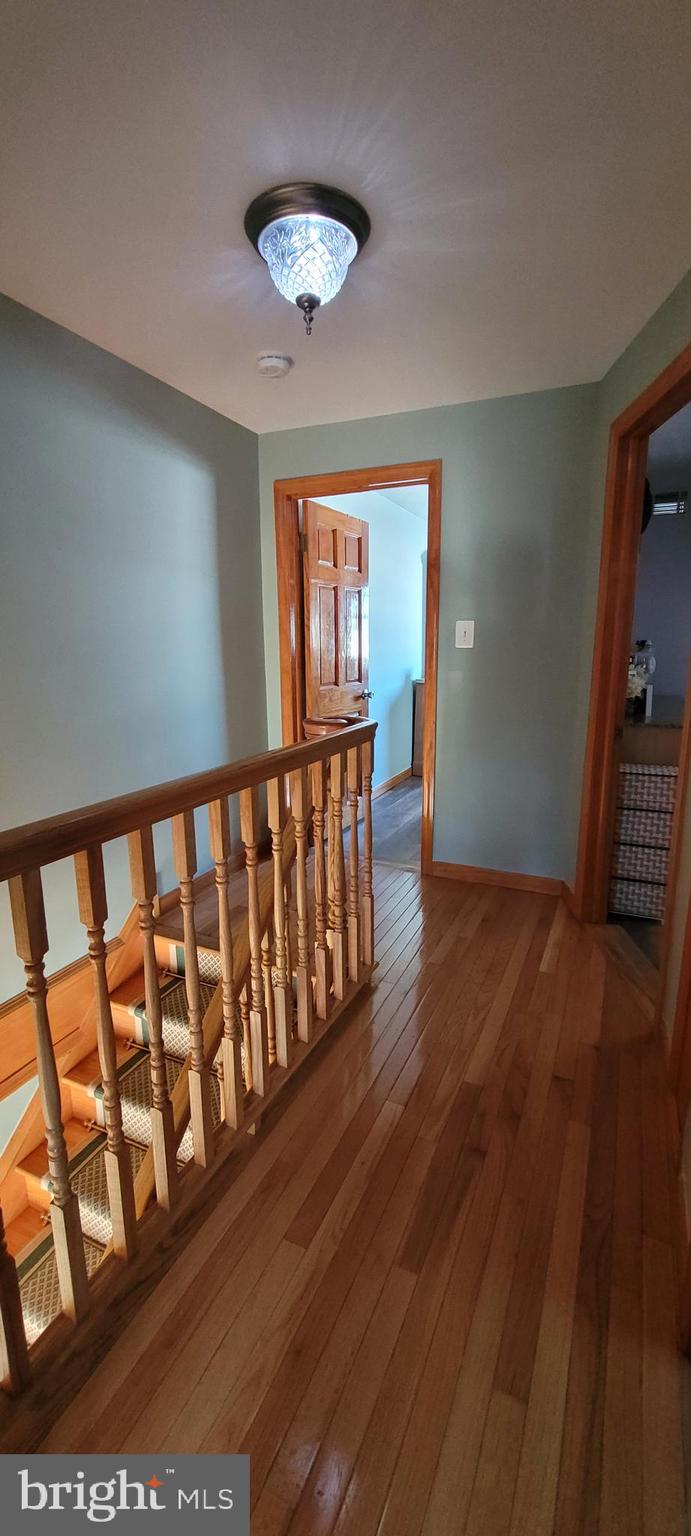 10852 Perrin Road Philadelphia, PA 19154 - Photo 18 of 33