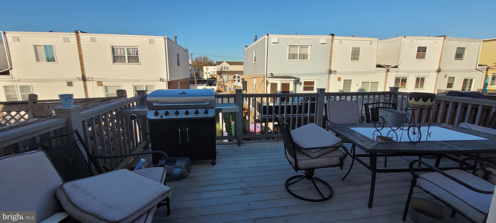 10852 Perrin Road Philadelphia, PA 19154 - Photo 8 of 33