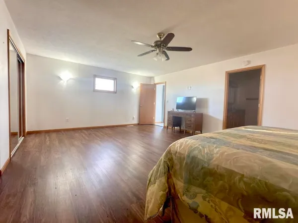 $349,900 | 5158 Lovejoy Road, Rochester, IL 62563