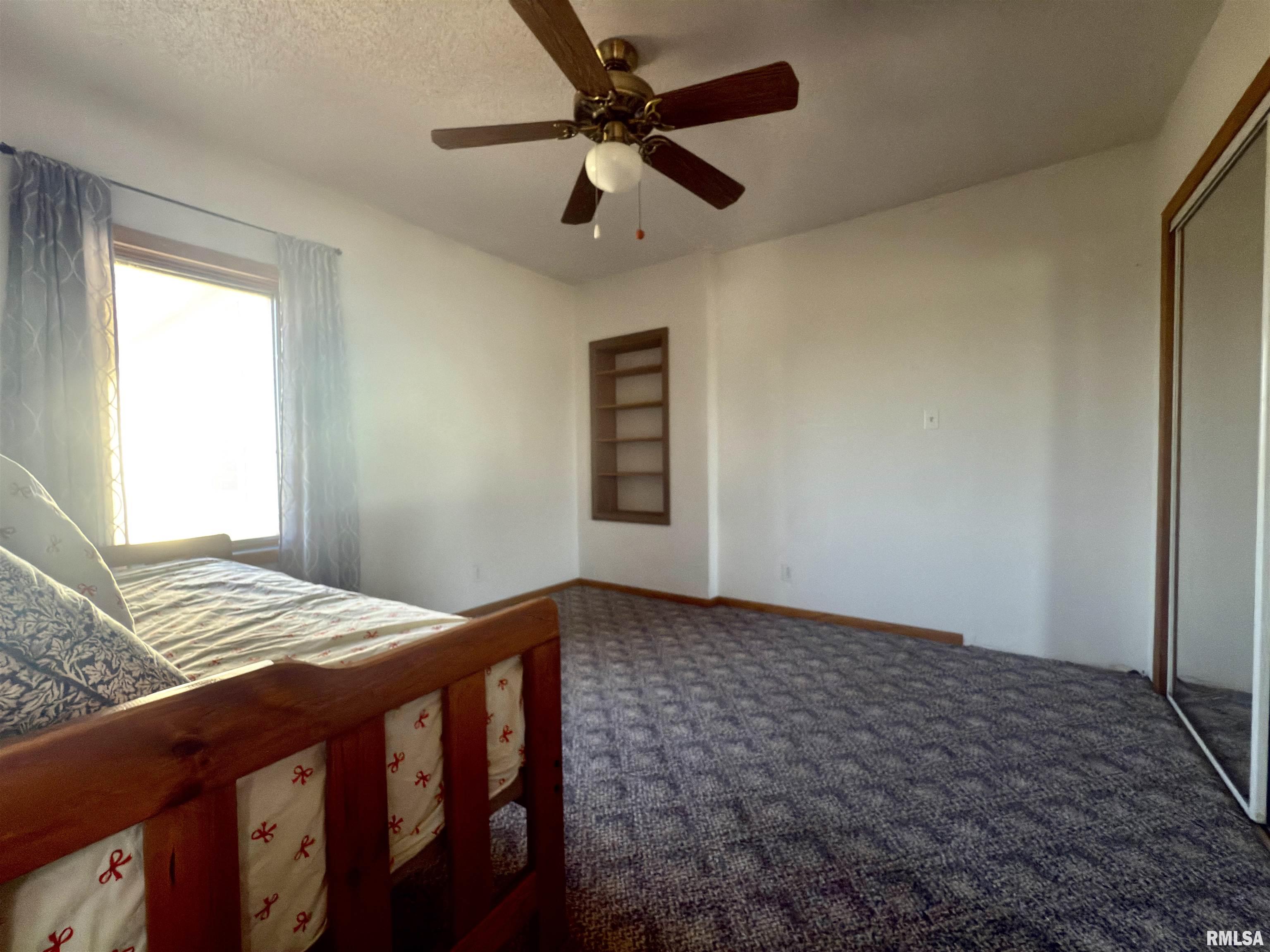 5158 Lovejoy Road Rochester, IL 62563 - Photo 21 of 35