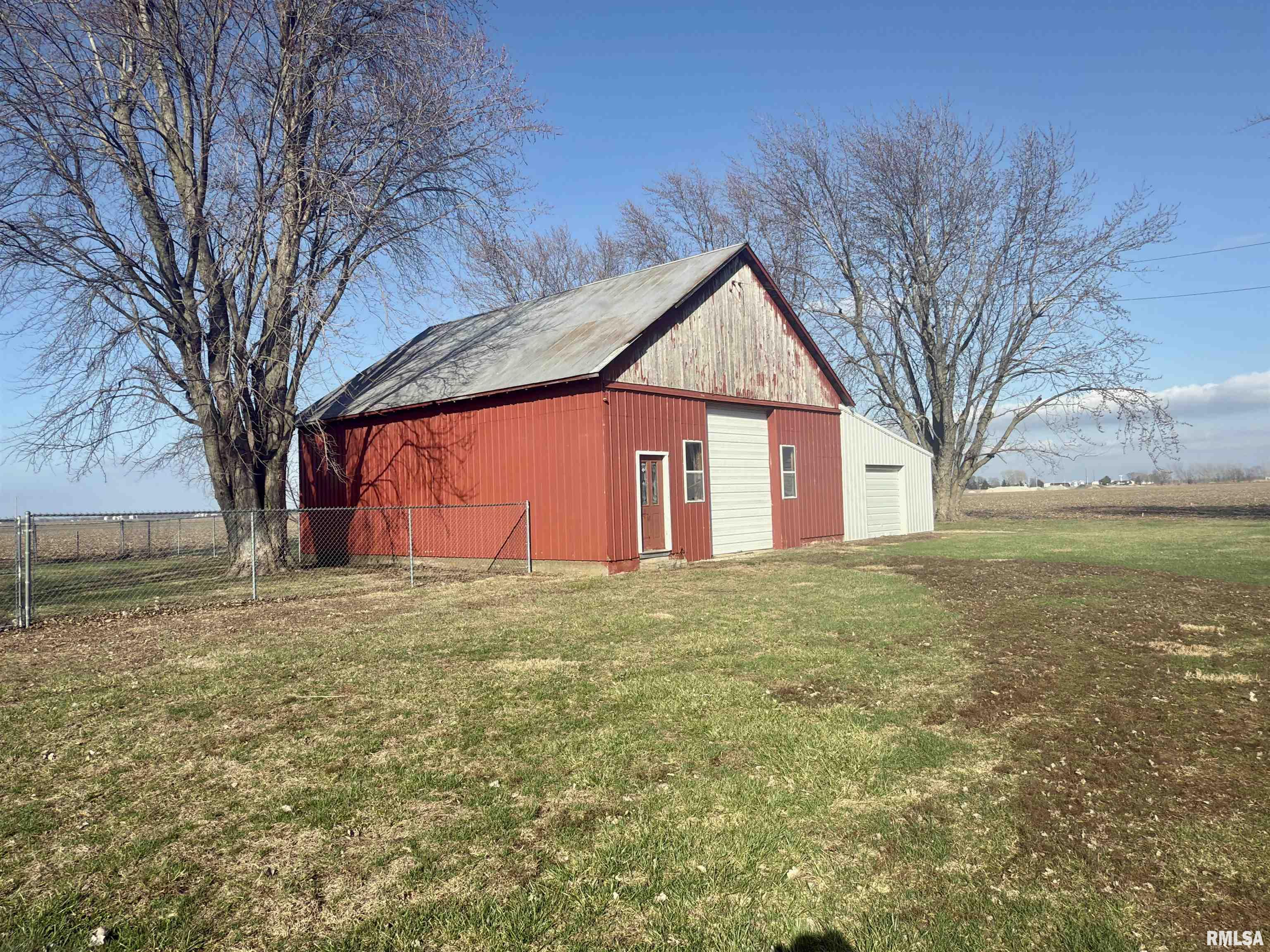 5158 Lovejoy Road Rochester, IL 62563 - Photo 28 of 35