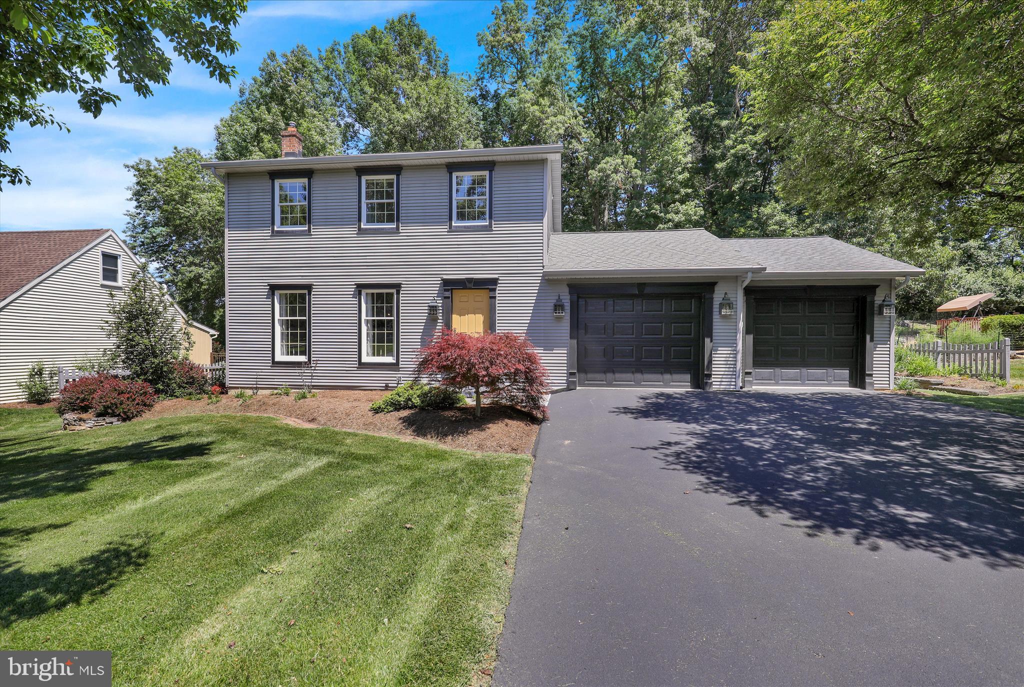 313 Parkview Road Reading, PA 19606 - Photo 3 of 57 Beautiful home on a quiet and charming street