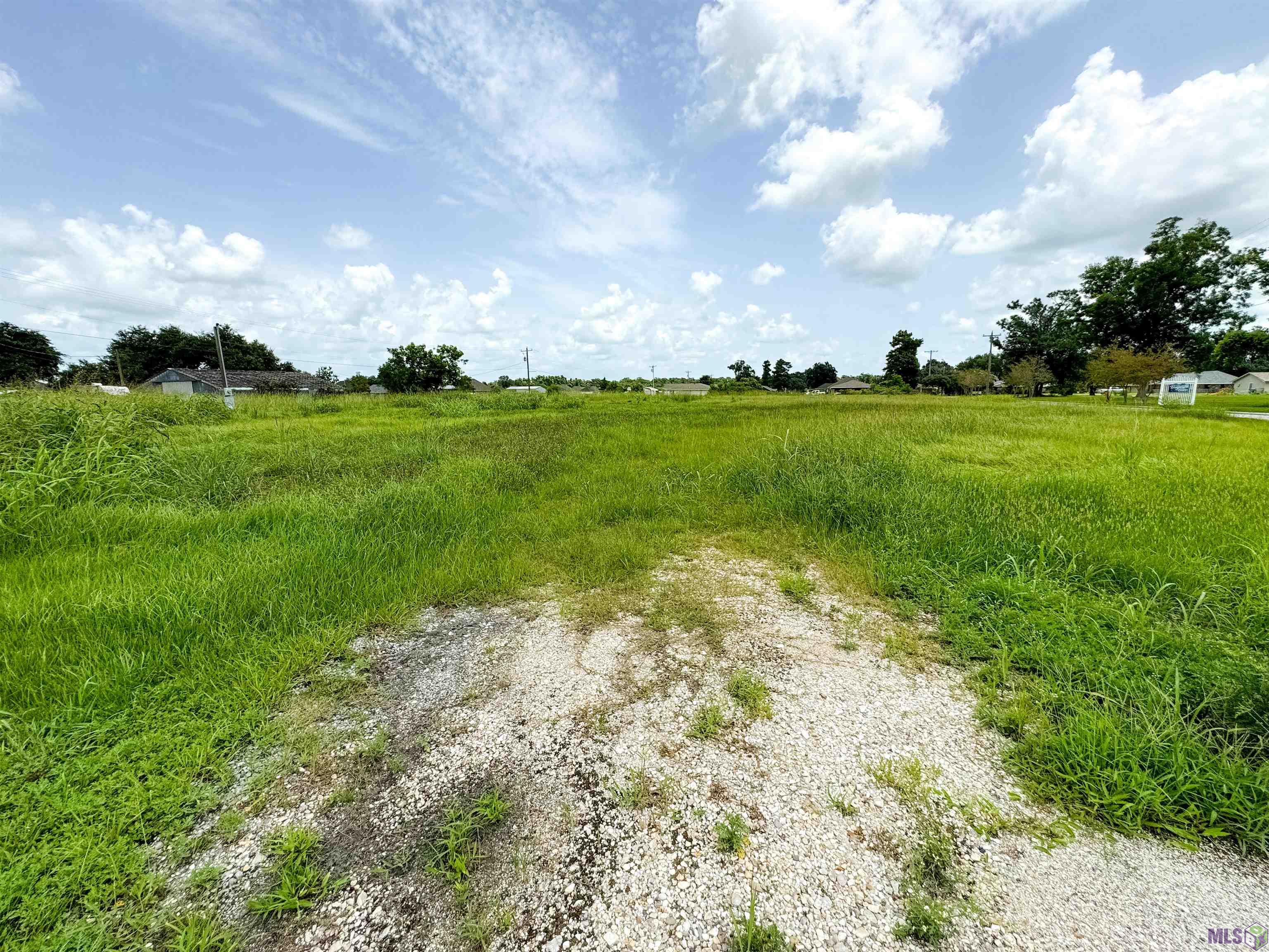 2904 Bayou Blue Road Gray, LA 70359 - Photo 2 of 4 Gallery Image 2