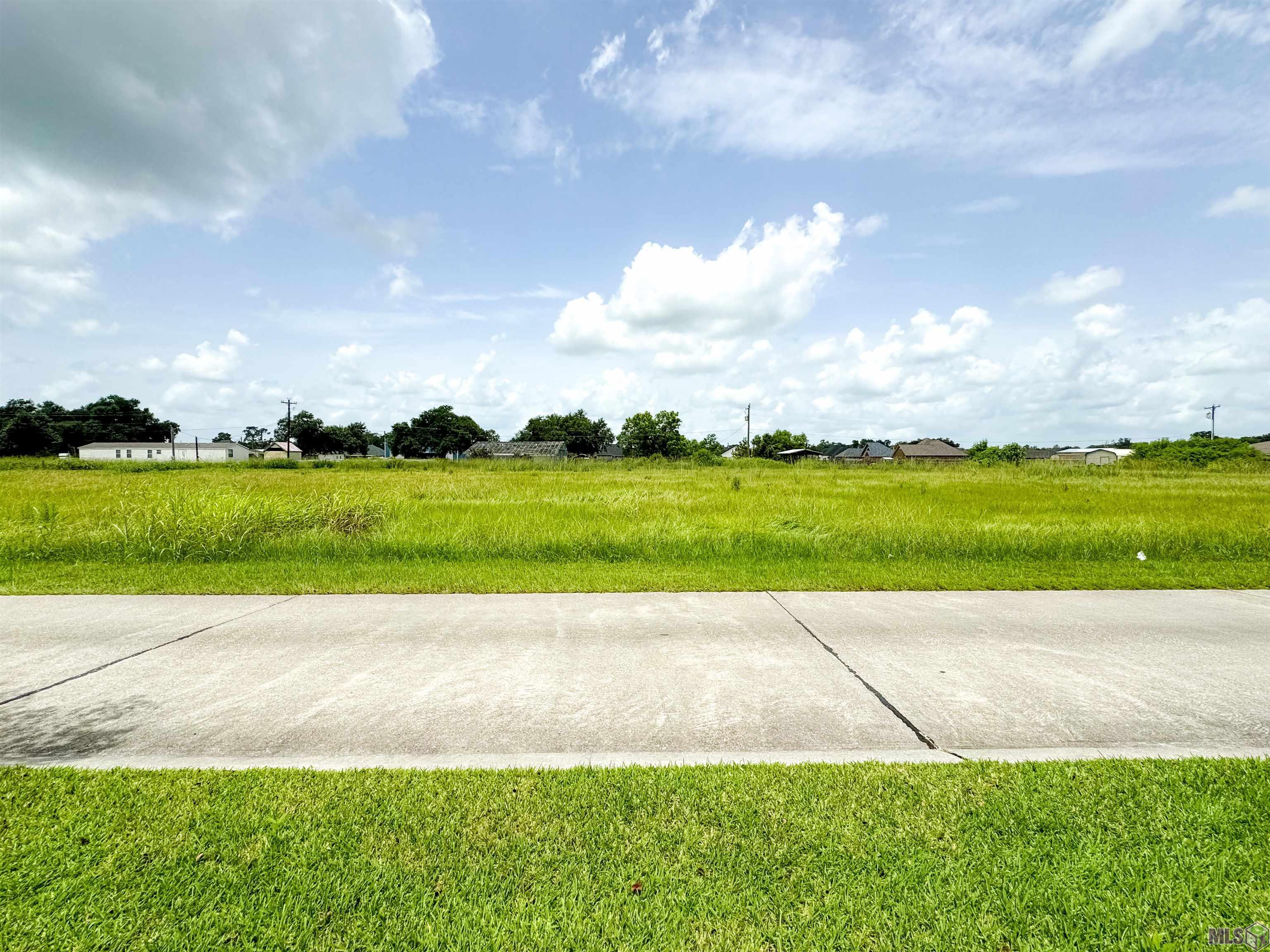 2904 Bayou Blue Road Gray, LA 70359 - Photo 3 of 4 Gallery Image 3