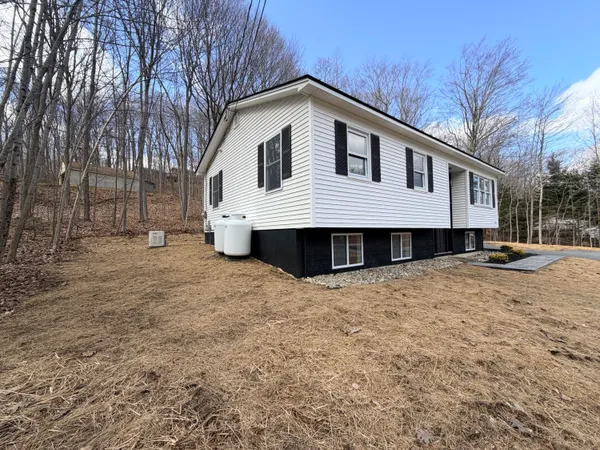 $439,000 | 320 Eight Rod Road, Augusta, ME 04330