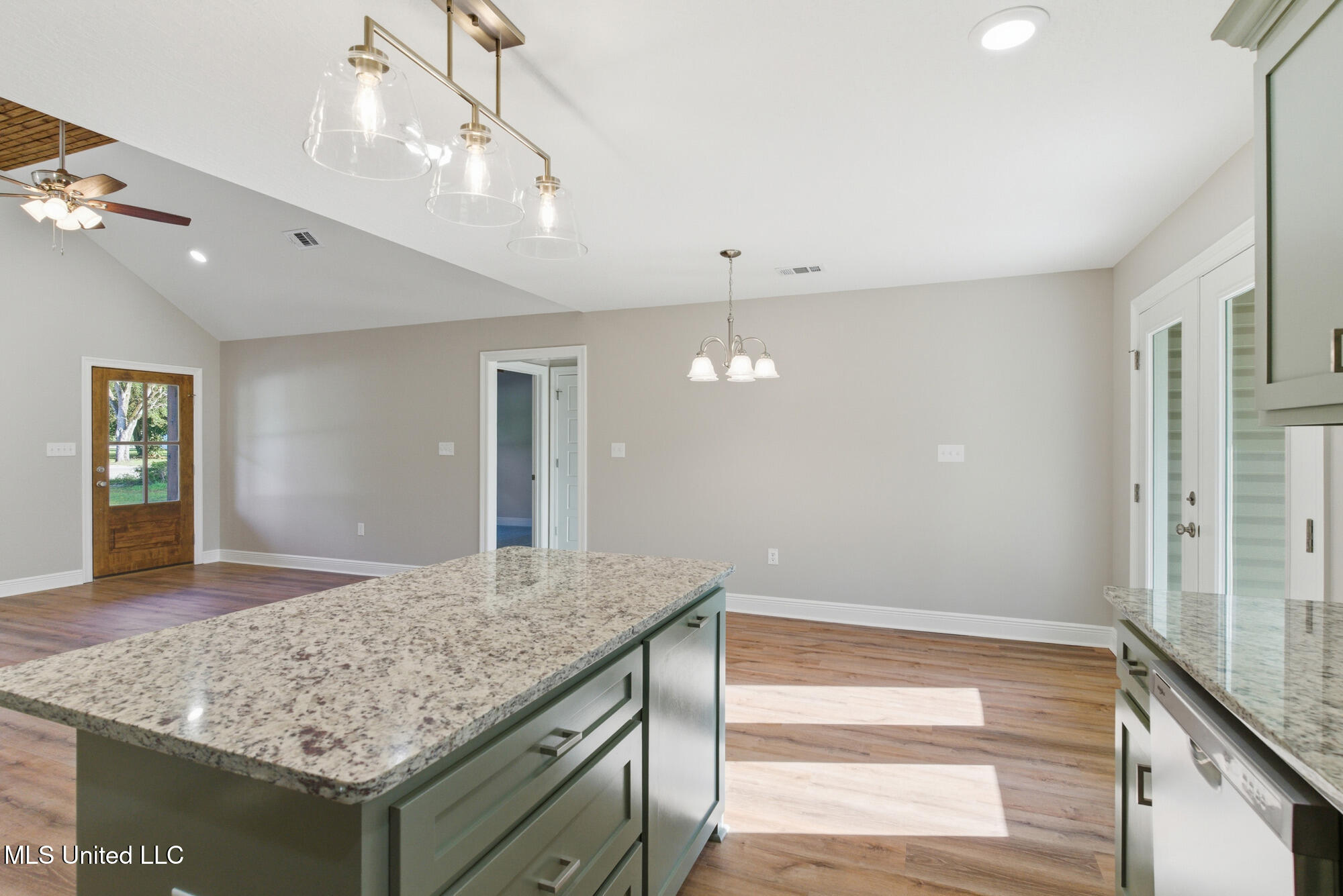 2074 Old Richton Road Petal, MS 39465 - Photo 9 of 27 dsc07229