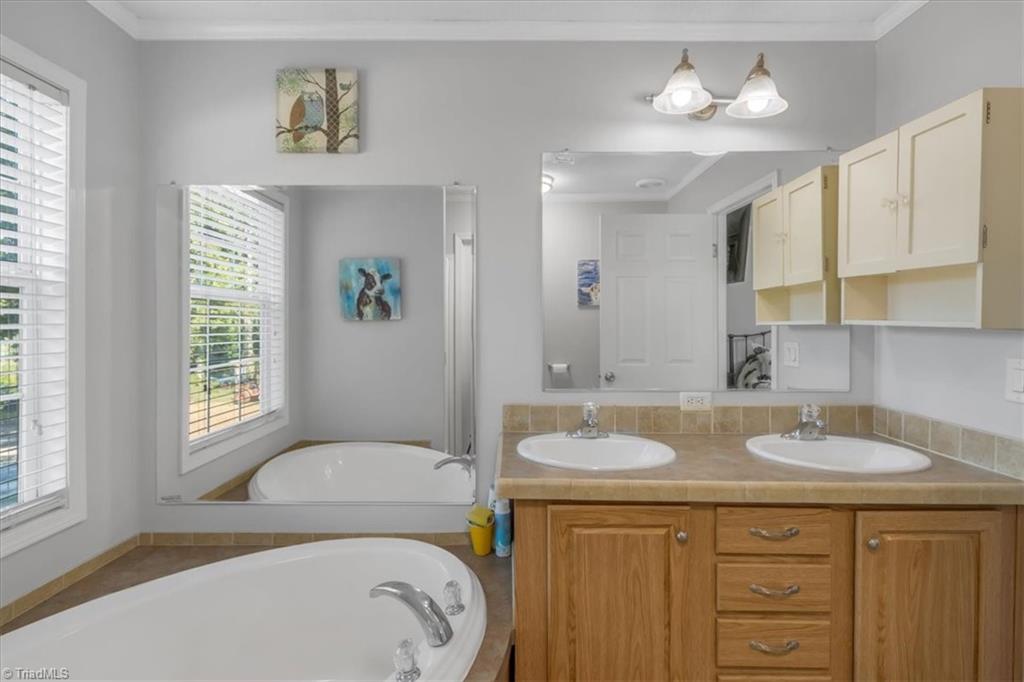 6676 Clyde King Road Seagrove, NC 27341 - Photo 22 of 43