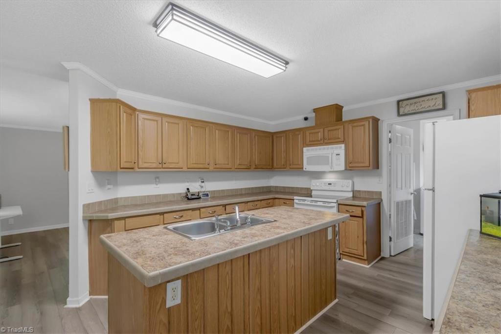 6676 Clyde King Road Seagrove, NC 27341 - Photo 10 of 43